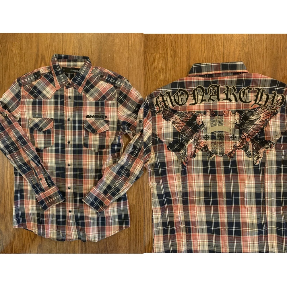Men’s Monarchy striped button down Shirt NWOT (M)